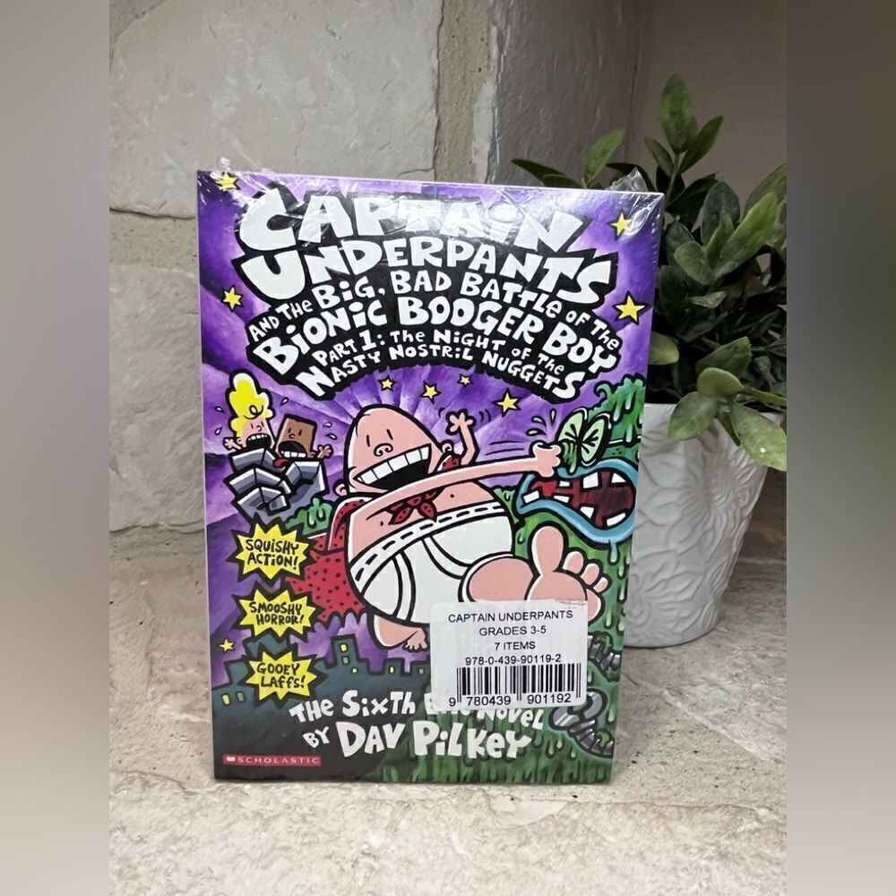 Captain Underpants paperback bundle of 7 books New
